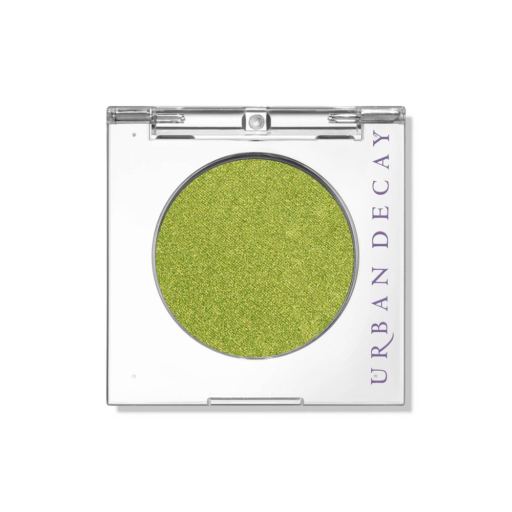 Urban Decay 24/7 Eyeshadow Freak compact delivers precise crease-free color.