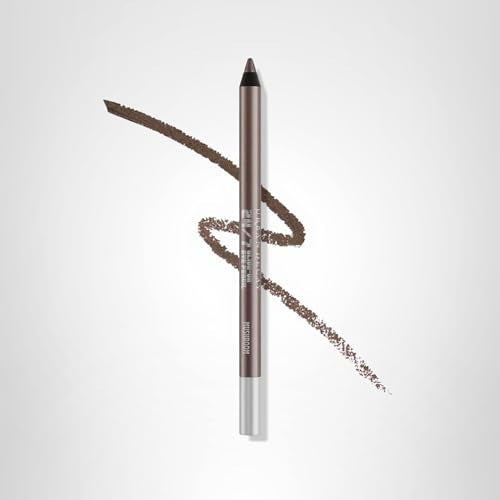 URBAN DECAY 24/7 Mushroom shade on skin for everyday to evening wear.