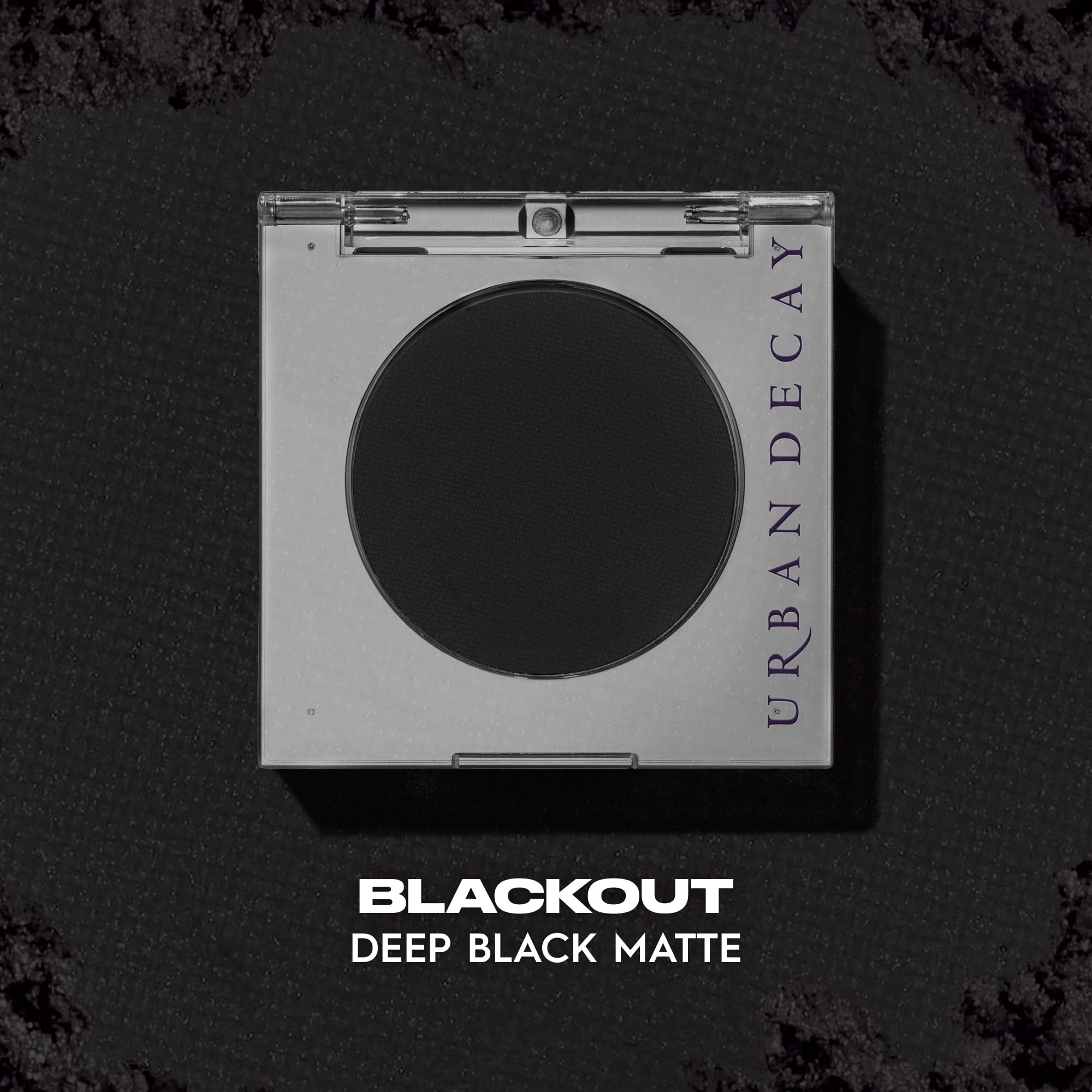 Urban Decay 24/7 Blackout with brush blends smoothly for precise edges.