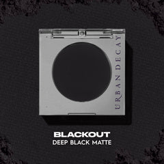 Urban Decay 24/7 Blackout with brush blends smoothly for precise edges.