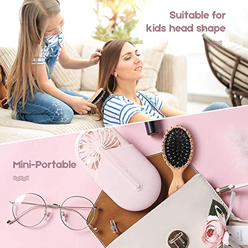 URTHEONE wide-toothed tail comb assists wet-hair detangling without snagging.