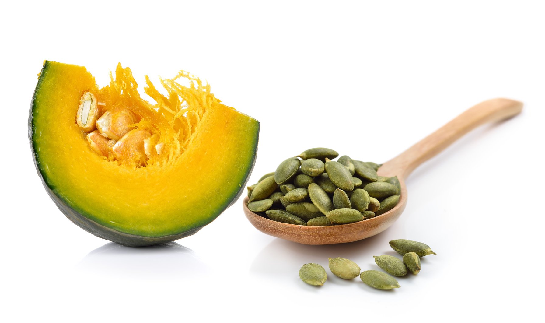 US Organic pumpkin seed oil cold-pressed label highlighting unrefined quality