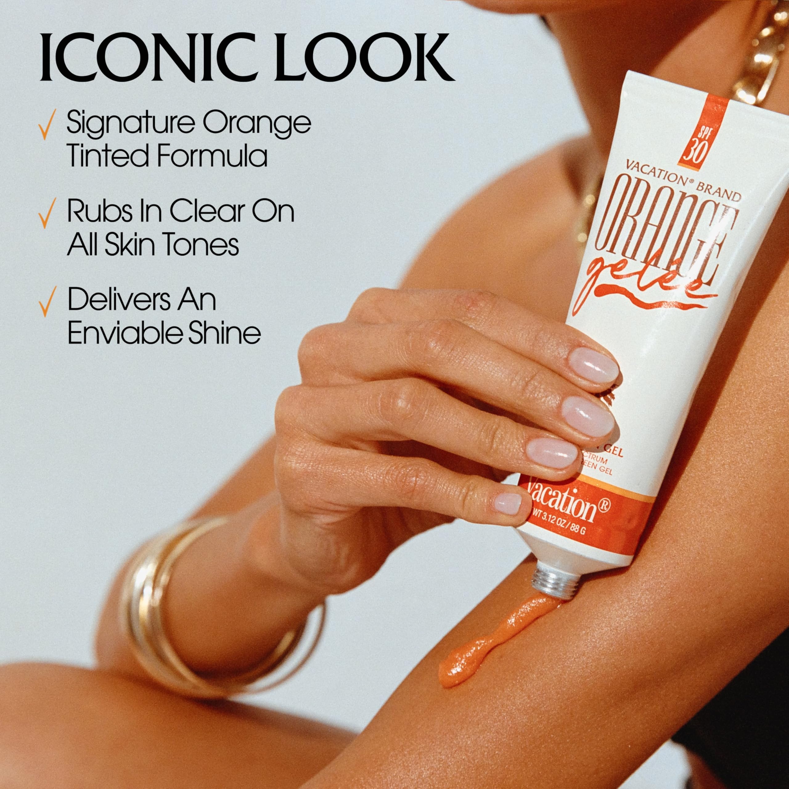 Vacation Orange Gelée close-up reveals bergamot, clove, saffron fragrance notes.