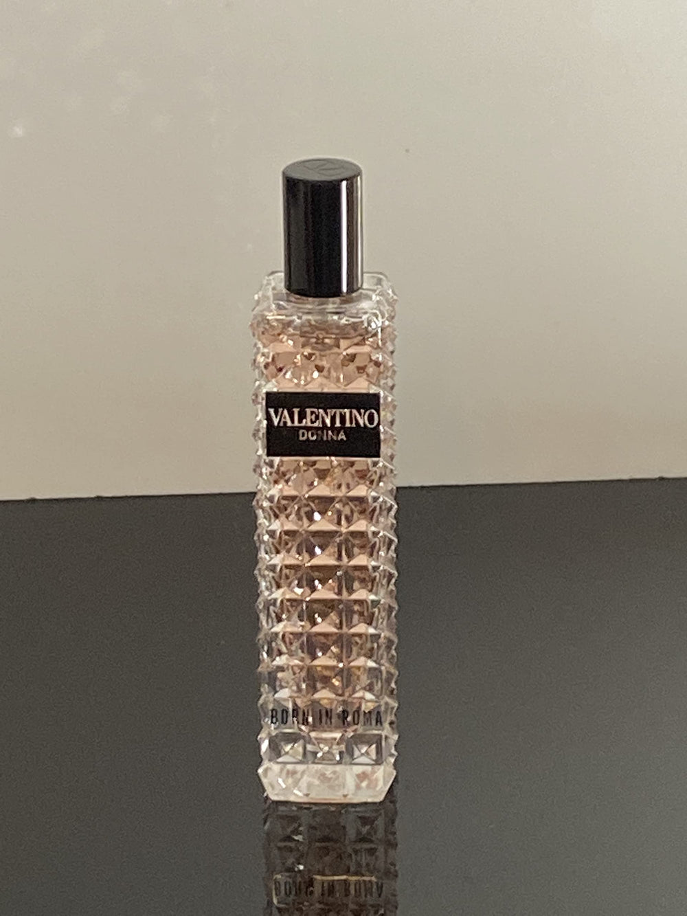 Valentino Donna Born In Roma jasmine trio highlighting warm floral notes.