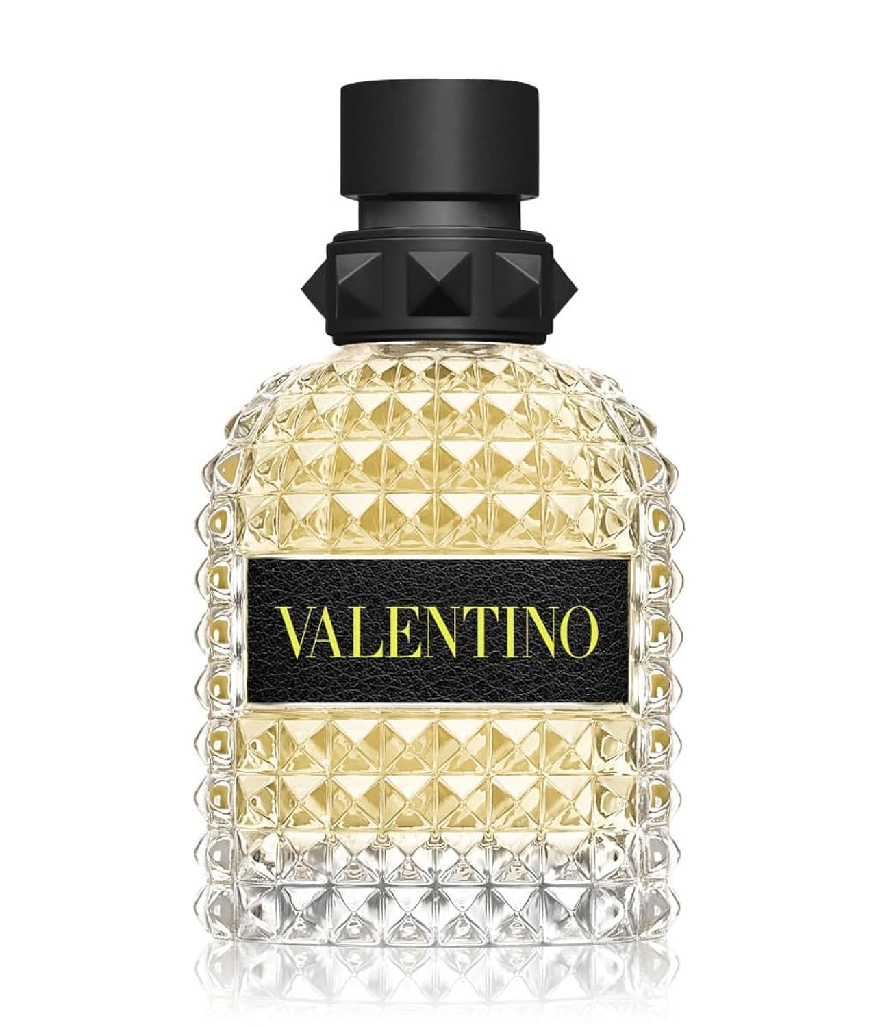 Valentino Uomo Yellow Dream bottle closeup for daytime freshness and confident style.