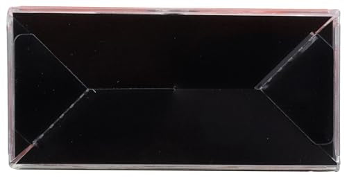 Van Der Hagen 3.3-inch handle in hand demonstrating comfortable grip and control.