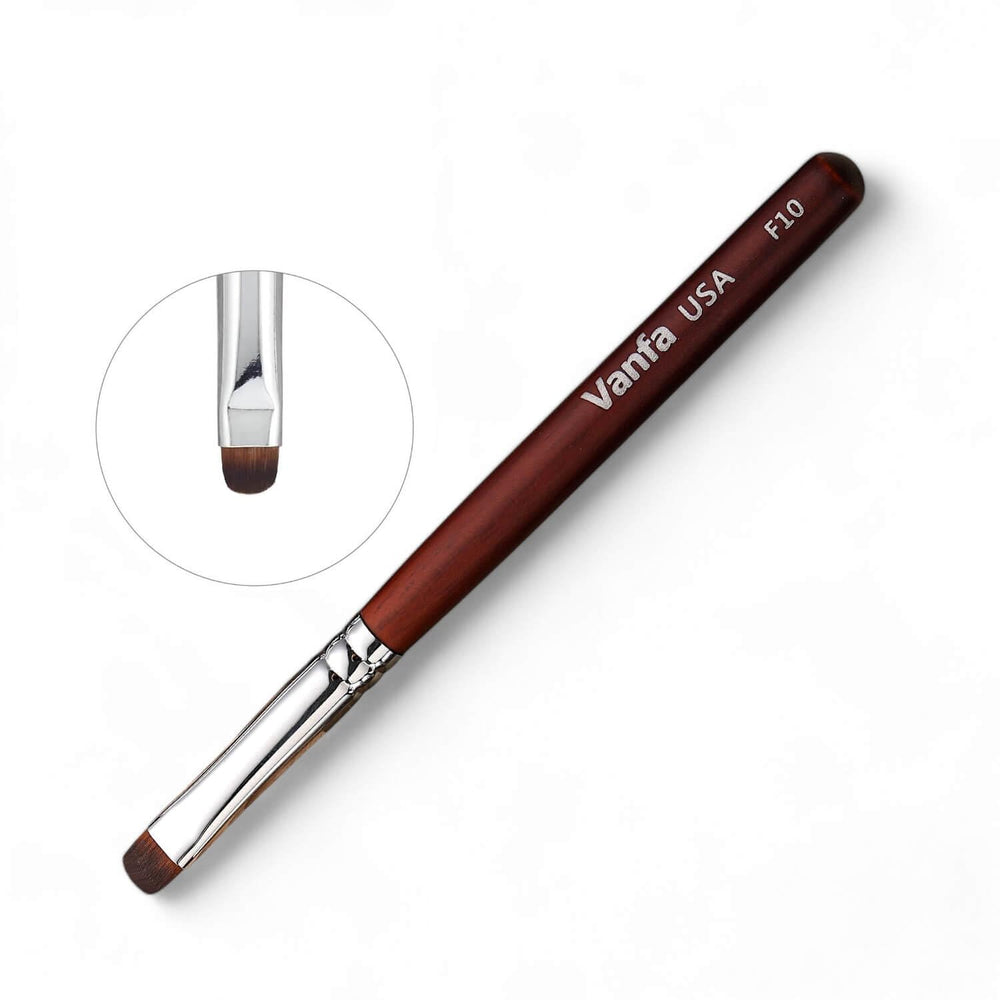 Vanfa French Brush for Nails with flat tongue head for precise gel spread.