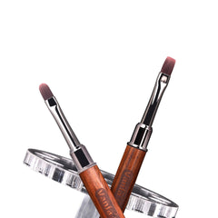 Vanfa gel nail brush oval: precise builder gel application for a smooth, salon-like finish.