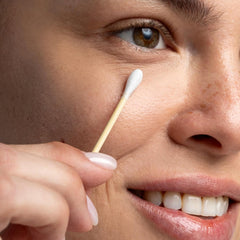 Vastliv swabs ideal for makeup application and skincare routines