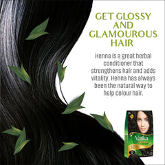 Vatika Naturals dye application brush enables smooth, even coverage.