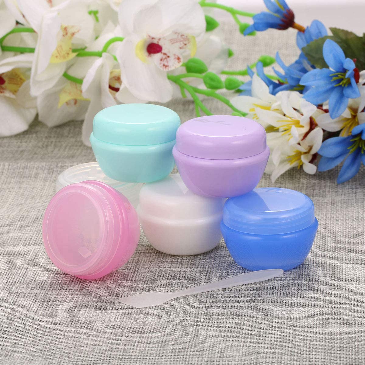 VEAIDE 1oz white jar for compact packing of toiletries on trips