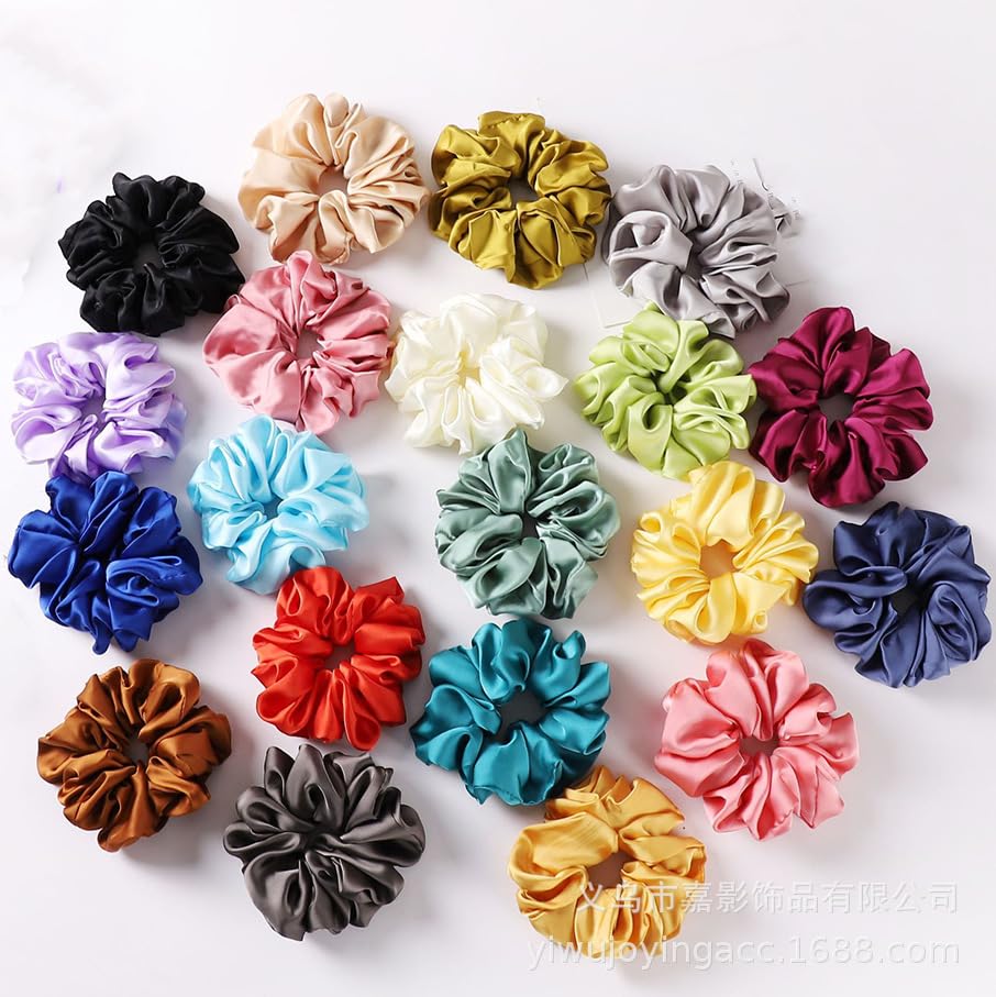 VEDO SHIPIN scrunchie worn on wrist for easy access and style
