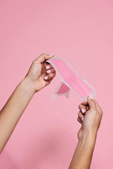Veet hair removal close-up demonstrates root lifting