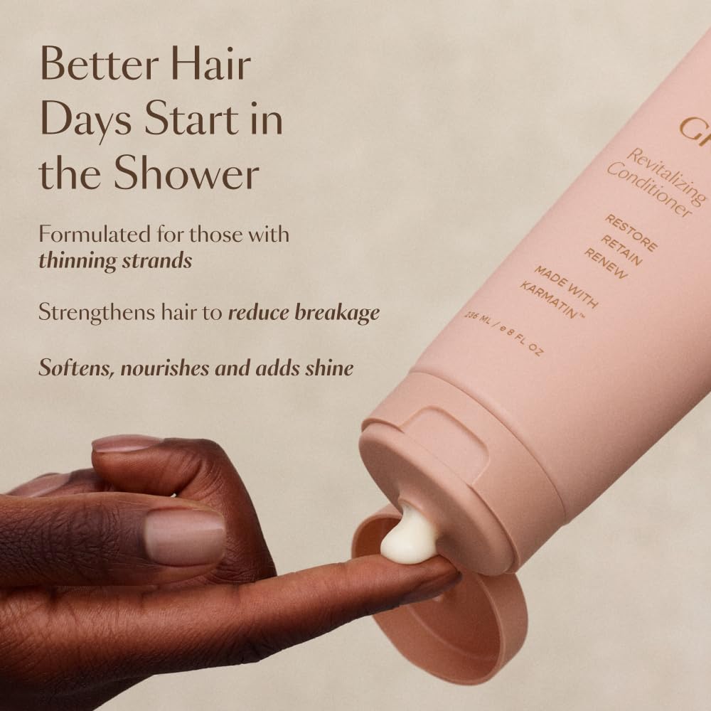 VEGAMOUR GRO Revitalizing Conditioner rinse reveals smoother, shinier hair.