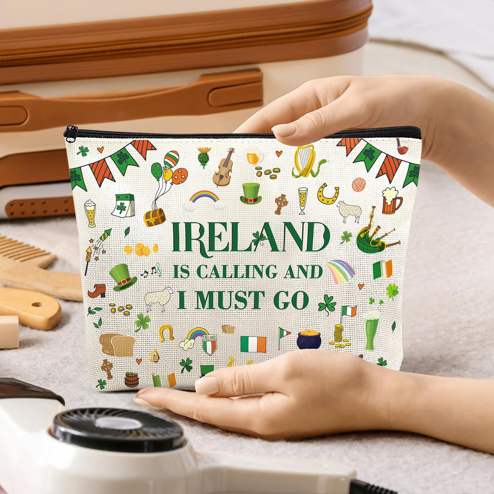 VeloKomo multi-use bag for cosmetics or toiletries during trips