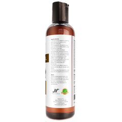 Velona Lanolin Oil skin-application demonstrates lightweight moisture layering.