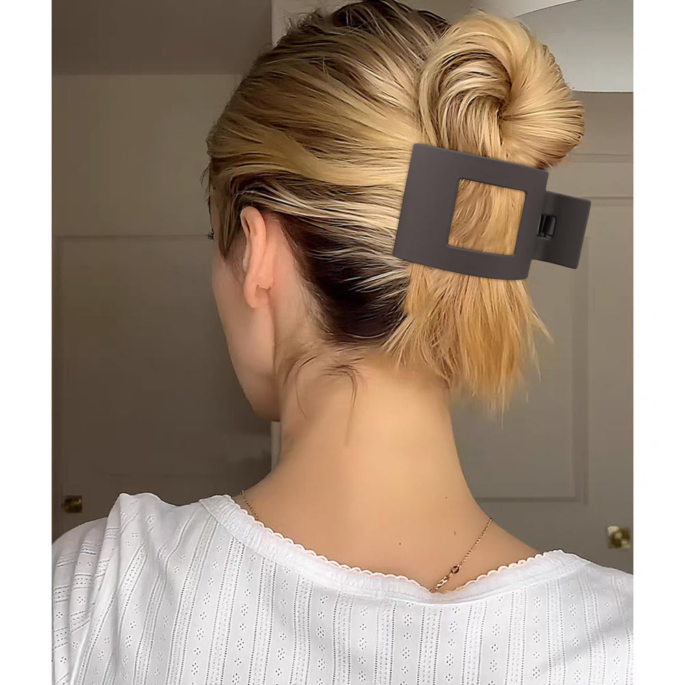 VELSCRUN matte-finish large clip secures various hair types without slipping.