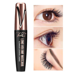 VeniCare mascara brush close-up emphasizes precise separation and defined lashes.