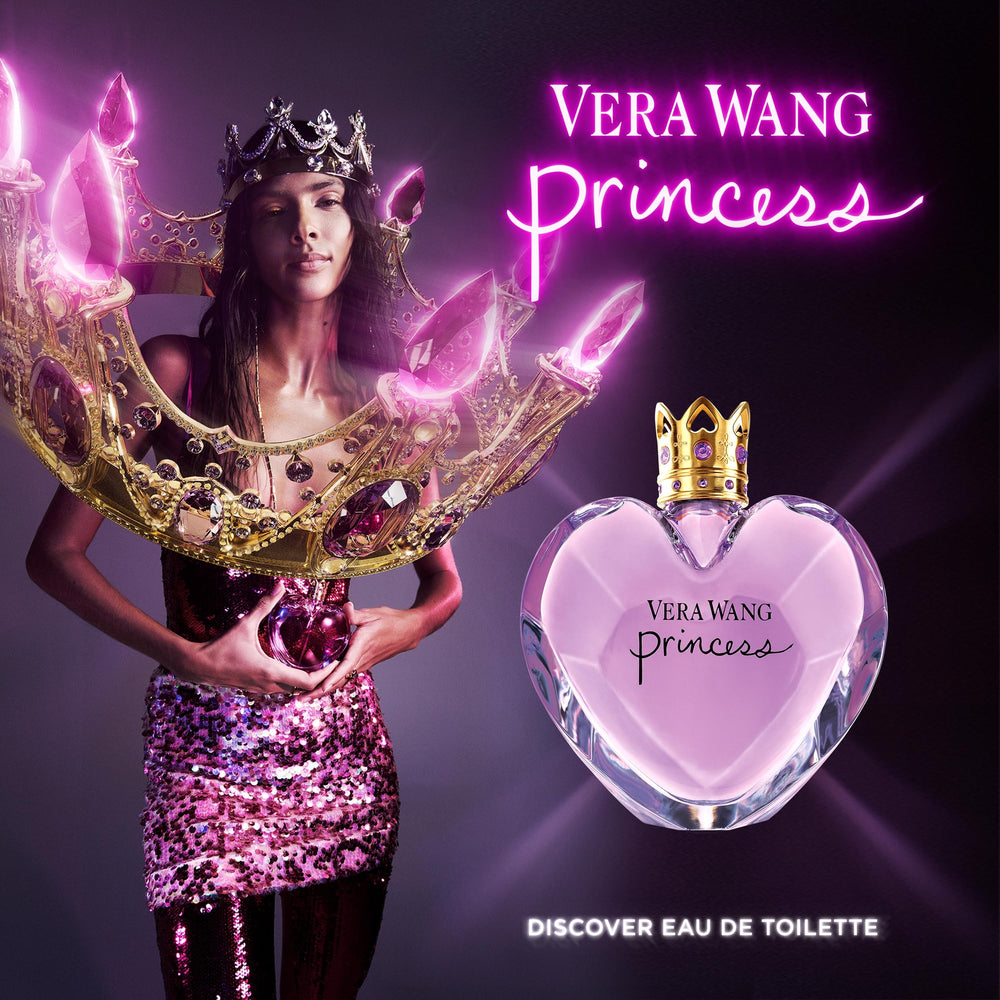 Vera Wang Princess notes apple and waterlily evoke fruity floral freshness.