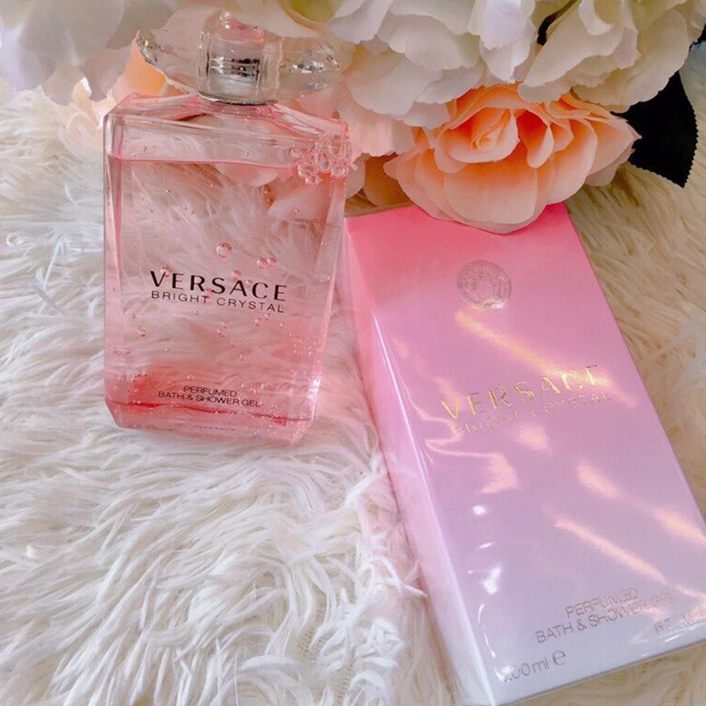 Versace Bright Crystal notes with yuzu and pomegranate for refreshing awakening.