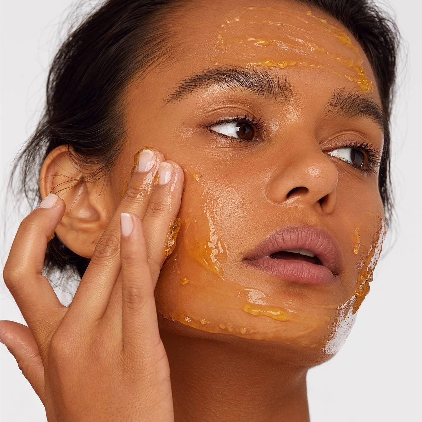 Versed Doctor's Visit Mask pineapple-enzyme closeup highlights vitamin C enzymes for brighter skin.