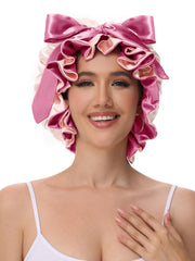 Vettres premium satin-polyester blend helps retain moisture and reduce frizz.