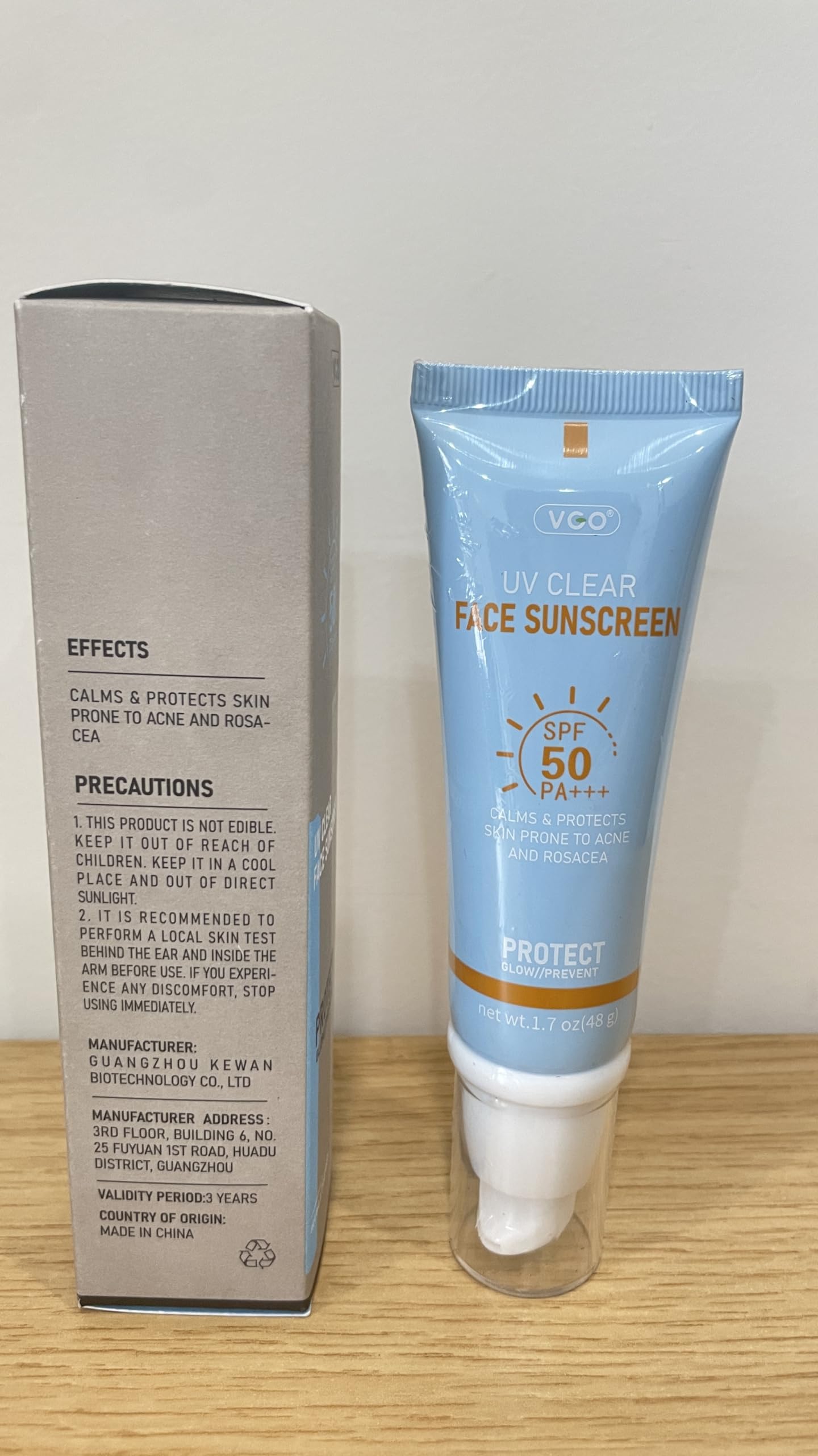 VGO Clear Face Sunscreen applied before makeup routine.