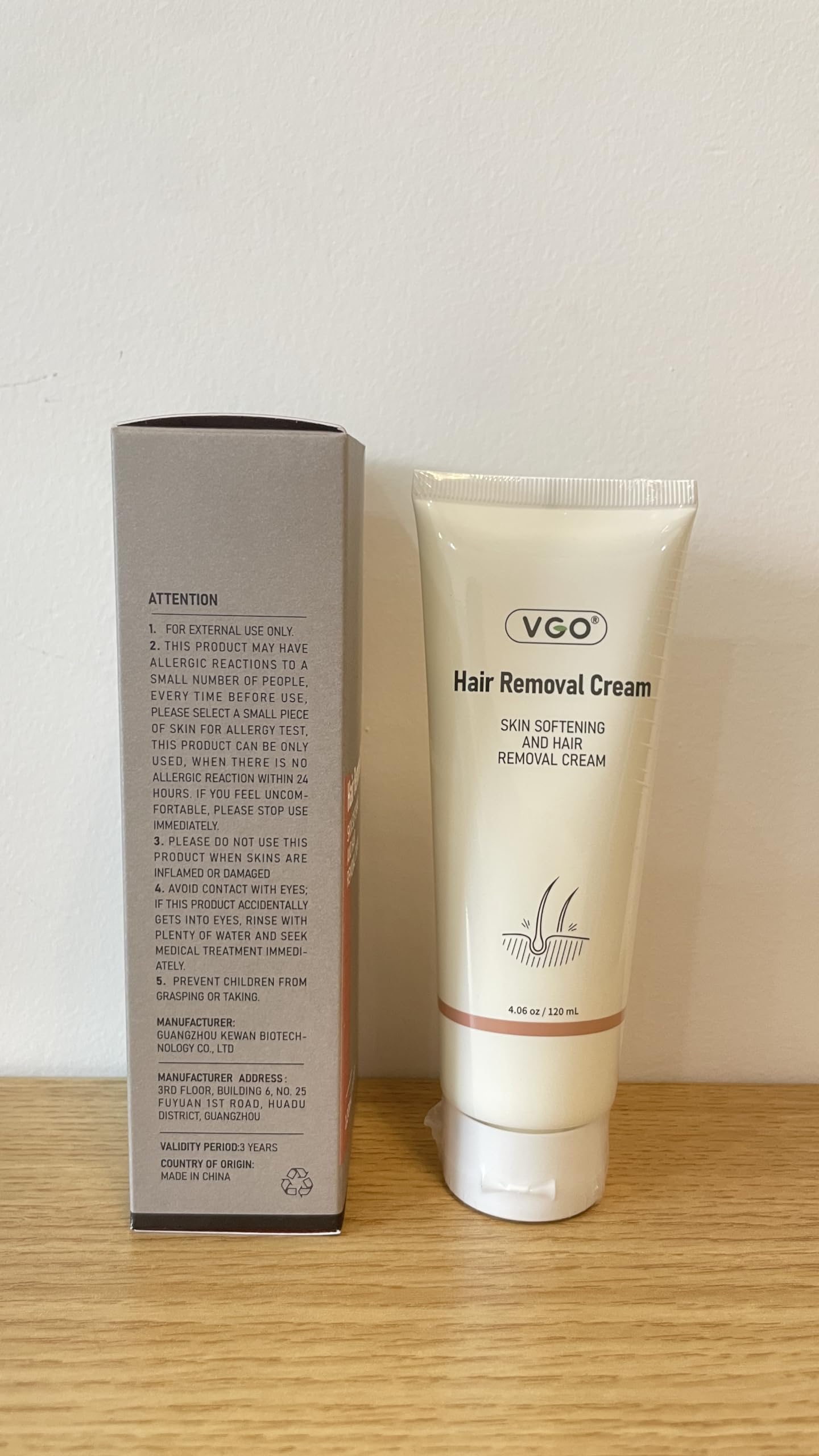 VGO hair suppression effect demonstration suggesting less frequent upkeep.