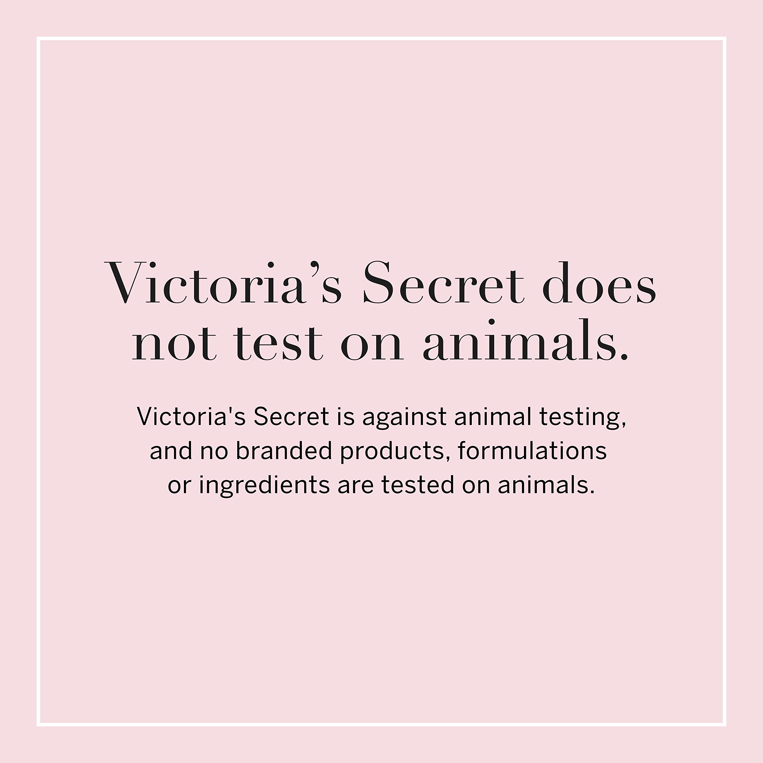 Victoria's Secret Amber Romance sunset scene evokes evenings with rich gourmand aromas.