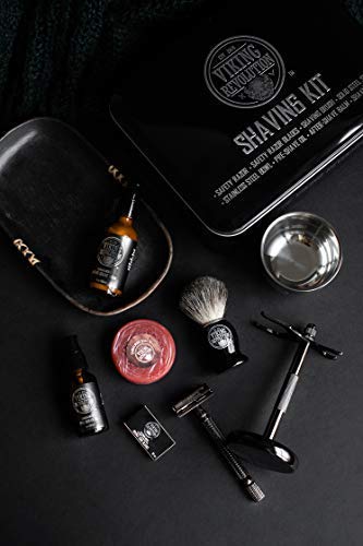 Viking Revolution luxury safety razor kit badger brush delivers rich lather and comfortable grip