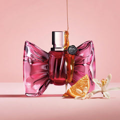 Viktor&Rolf Bonbon packaging wrap evokes luxe indulgence for gifting.