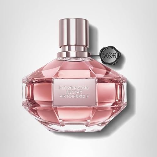 Viktor&Rolf Flowerbomb Nectar shows long-lasting scent on skin