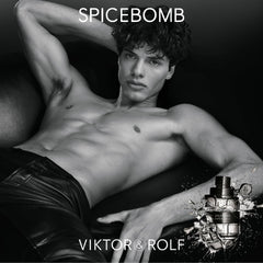 Viktor&Rolf Spicebomb label close-up showing leather and tobacco hints