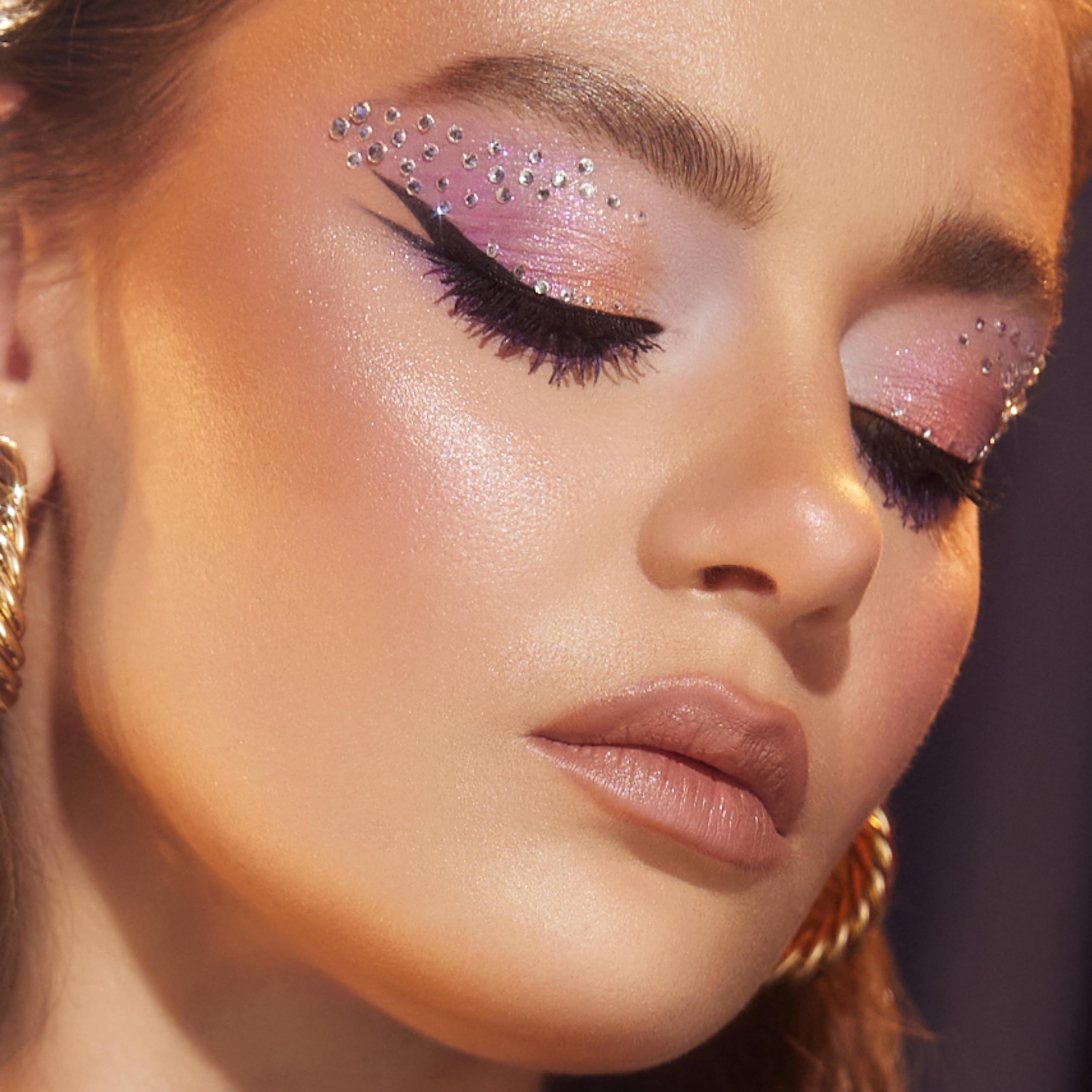 Vivienne Sabó Cabaret Premiere eyeliner pen cruelty-free formula supports reliable makeup results