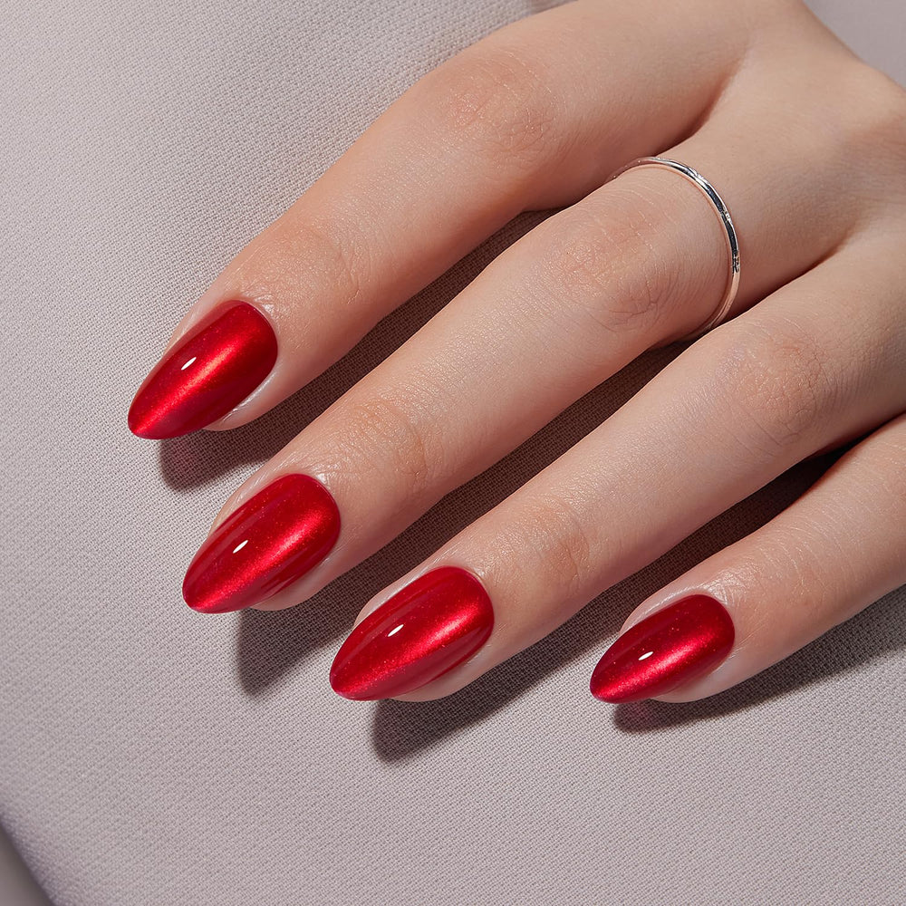 VSALON quick-dry nail glue for secure, fast application.