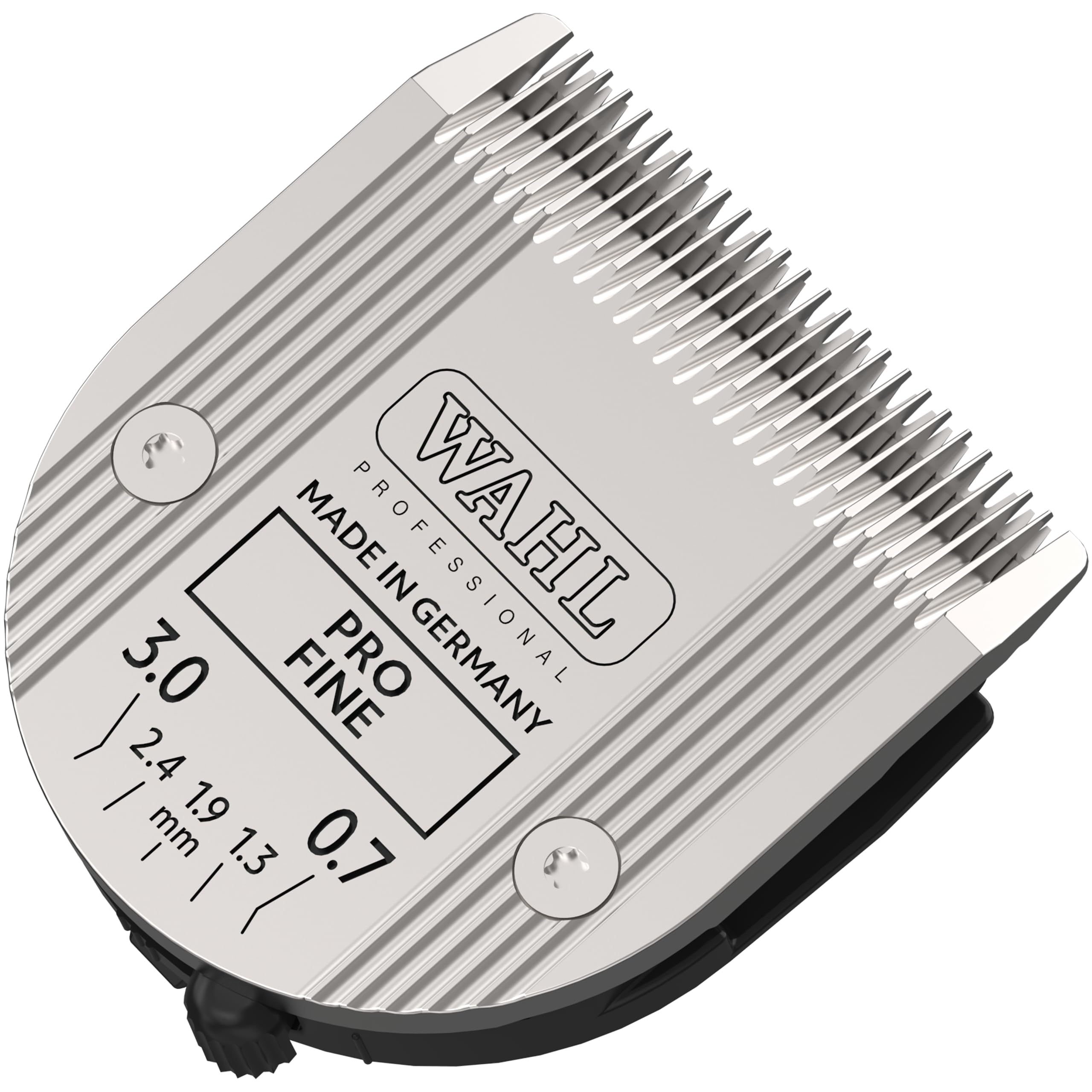 Wahl Professional Animal 5-in-1 blade close-up showing versatile sizes for precise trims