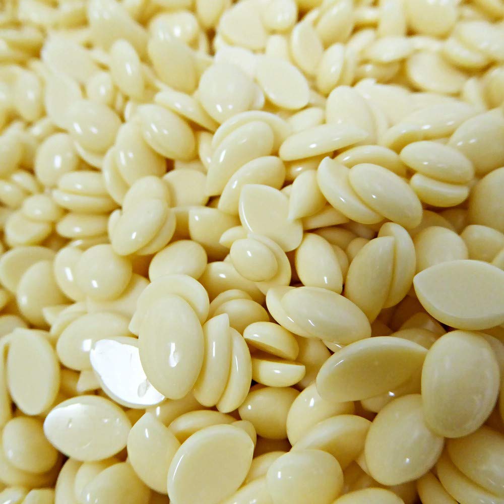No-strip use demonstrated; Wax Necessities film wax beads offer hassle-free sessions.