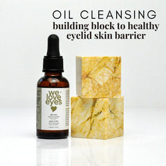 We Love Eyes allergen-removing eyelid cleansing oil pour demonstrates easy daily routine.