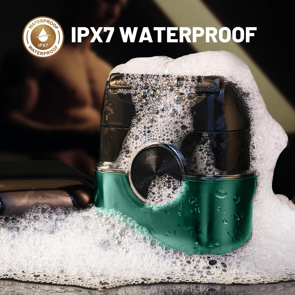 Welclux Royal Green foil shaver compact travel size for on-the-go grooming.