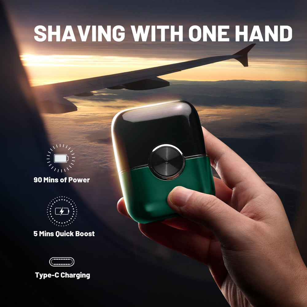 Welclux Royal Green foil shaver travel lock prevents accidental activation during travel.