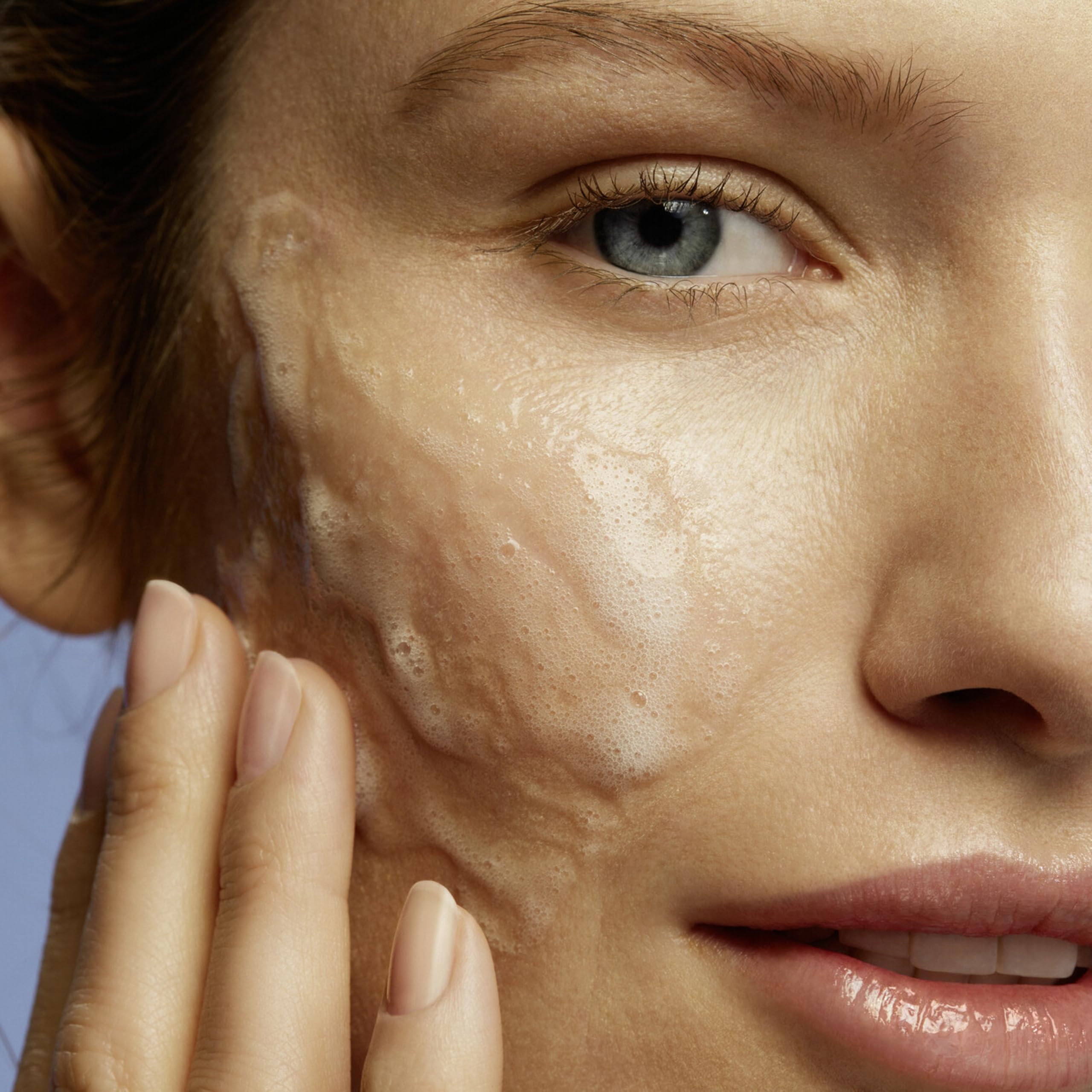 Weleda Deep Cleansing Gel aloe vera water, hydration during cleansing.