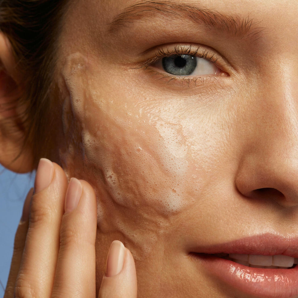 Weleda Deep Cleansing Gel aloe vera water, hydration during cleansing.