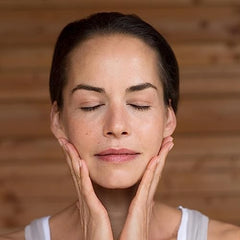 Weleda fragrance-free moisturizer application highlighting quick absorption and soothing feel.