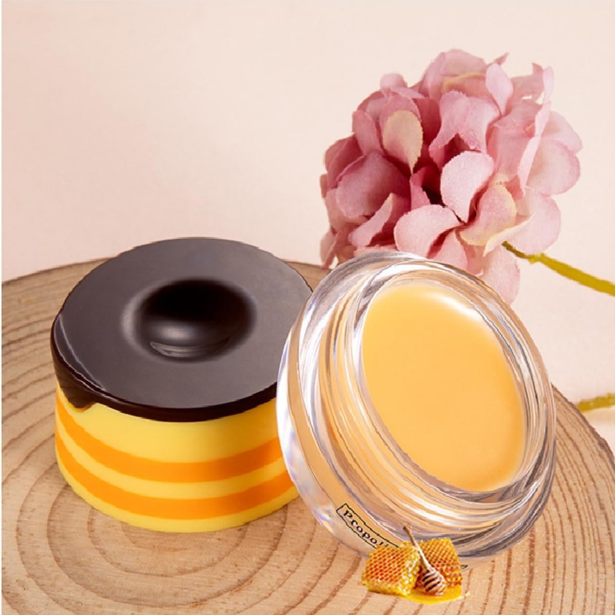 WenFeng bee lip balm honey pot texture appears smooth and creamy