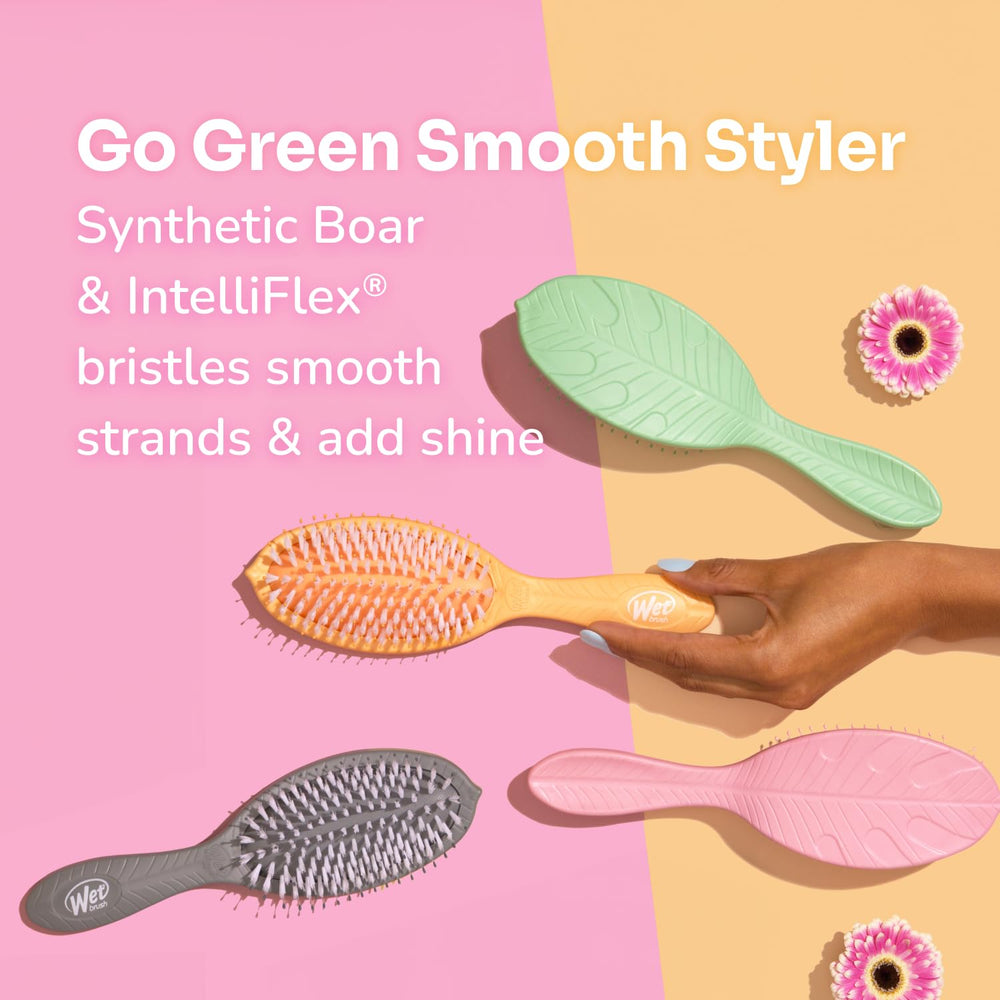 Wet Brush Go Green packaging and brush body with Go Green branding