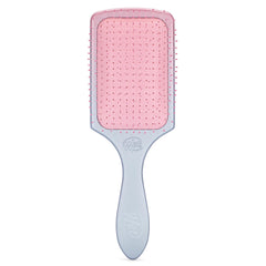 Wet Brush IntelliFlex bristles close-up highlights snag-free brushing and reduced breakage.