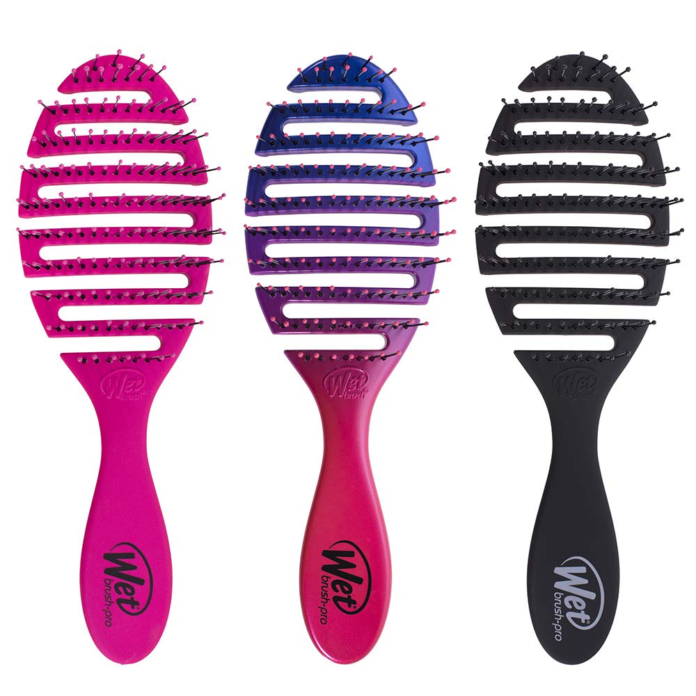 Wet Brush Pro Flex Dry ergonomic handle fits comfortable everyday use.