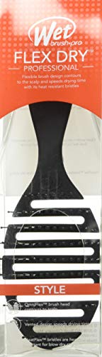 Wet Brush Pro Flex Dry IntelliFlex bristles glide through wet strands with ease.