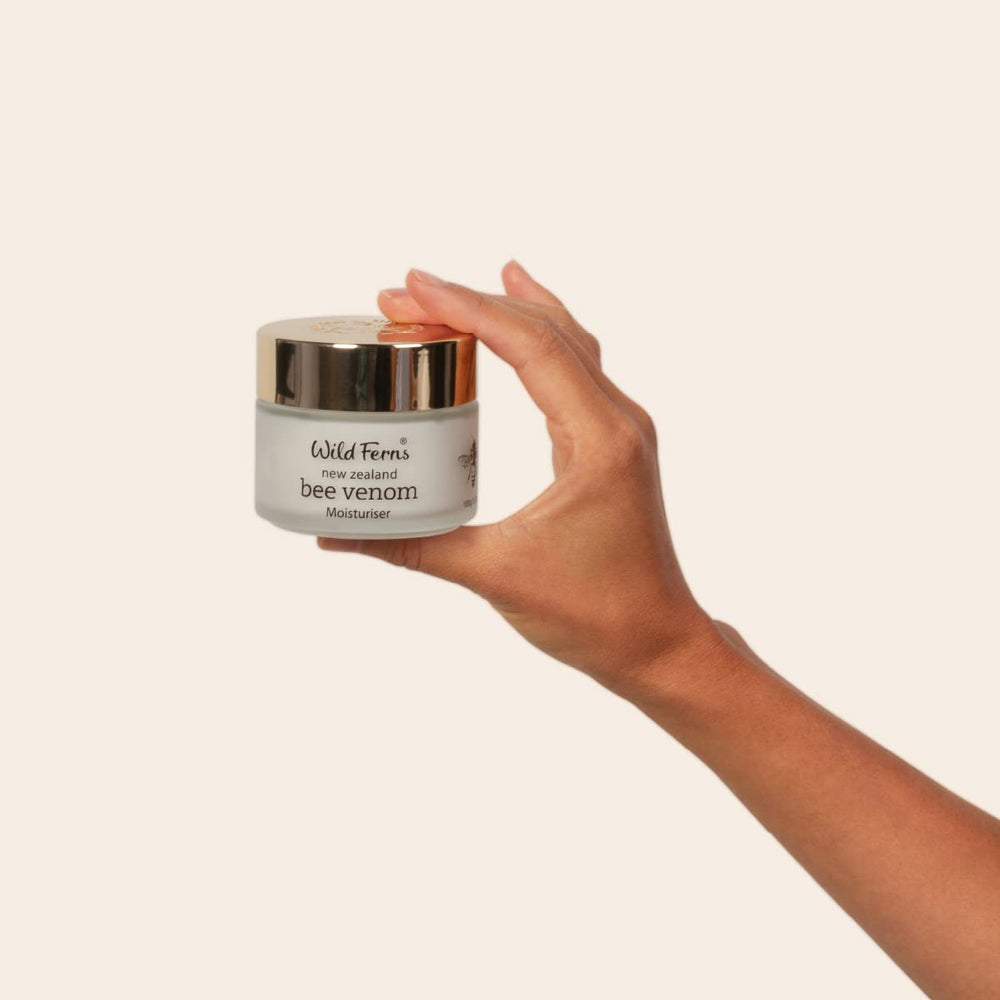 Wild Ferns honey and oils visual conveys deep hydration from Almond and Apricot Kernel