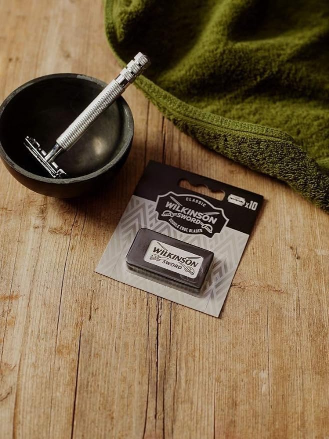 Wilkinson Sword Classic DE blades razor compatibility; designed for standard safety razors.